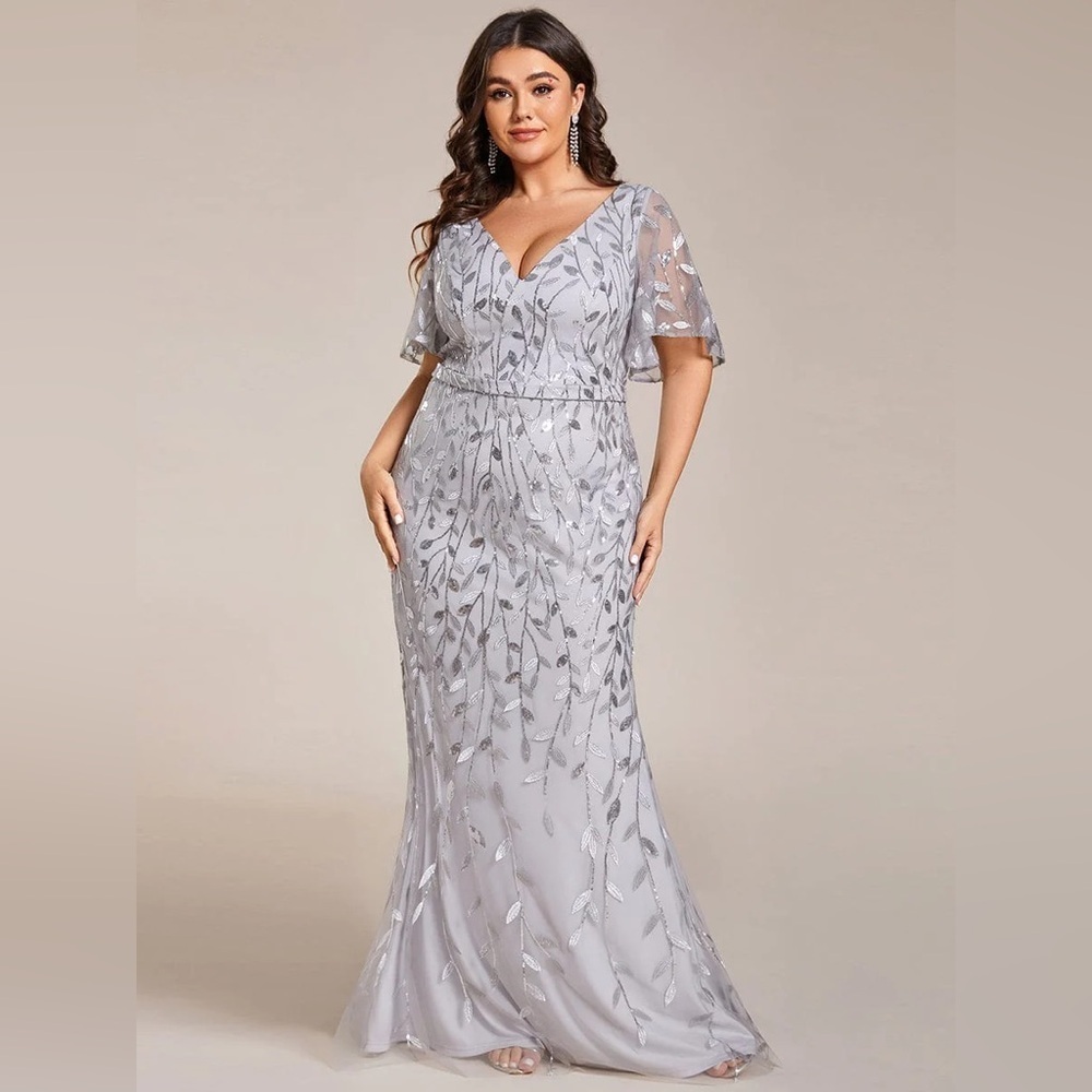 🆕 Fashion Plus Size V Neck Mermaid Sequin & Tulle Evening Dress